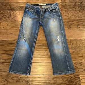 BKE Kate Mid Rise Crop Size 29